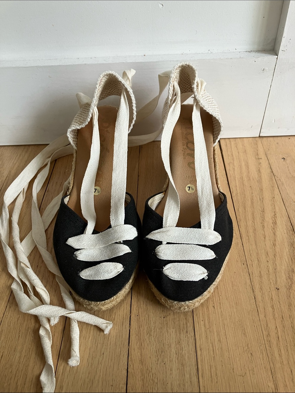 Picon black Canvas Espadrille Lace-Up ankle strap Wedge Shoes sandals.  7 1/2